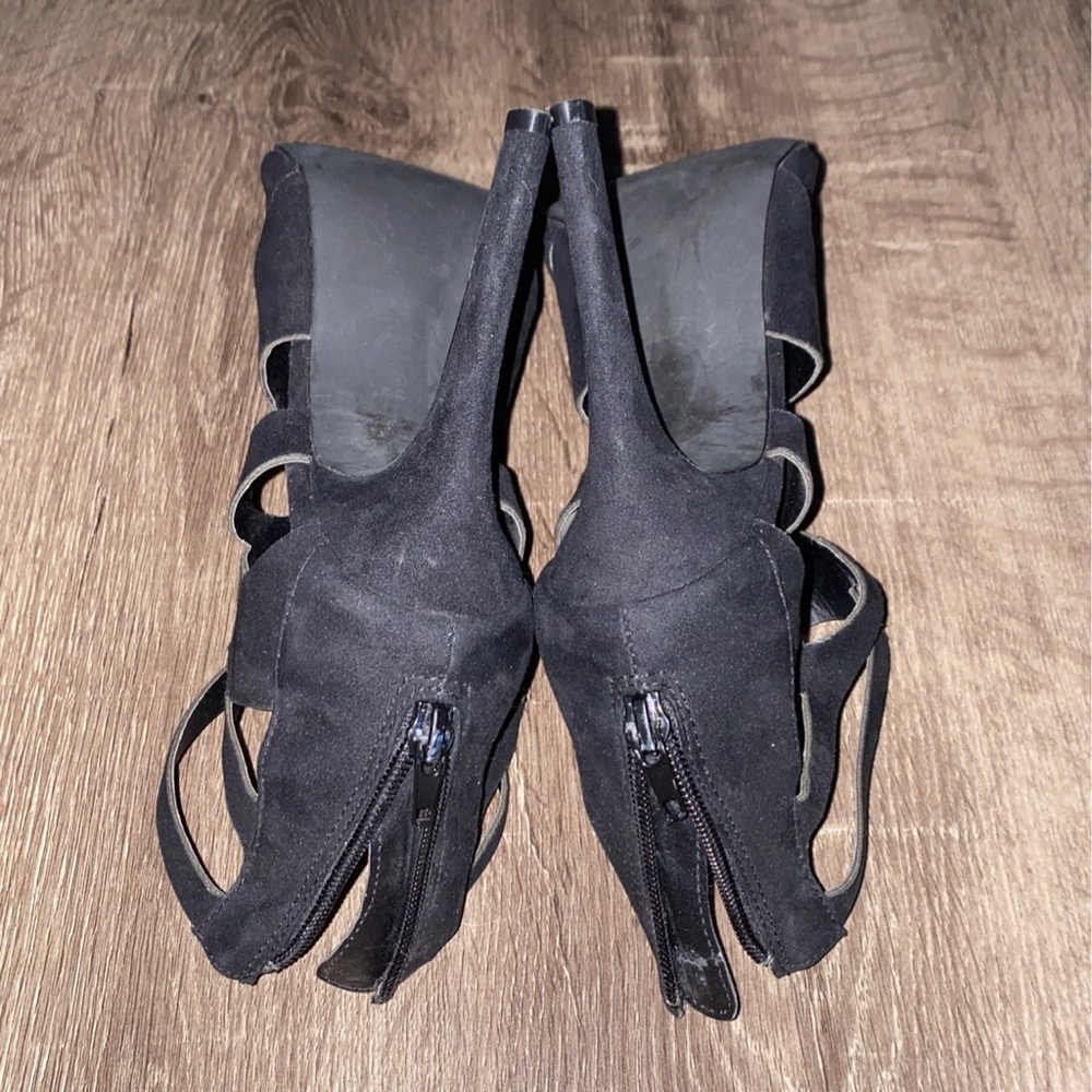 Forever 21 Women’s Black Heels - Picture 7 of 12